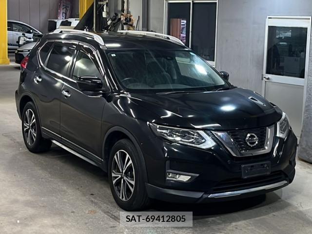 Nissan X-TRAIL 2019 8825608-4