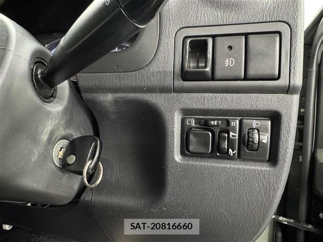 Suzuki JIMNY 2018 8748497-2
