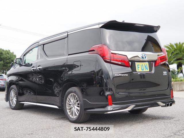 Toyota ALPHARD 2022 8715265-5
