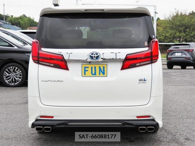Toyota ALPHARD 2023 8715270-6