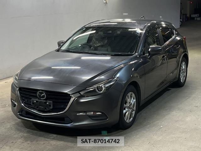 Mazda AXELA 2018 8823334-0